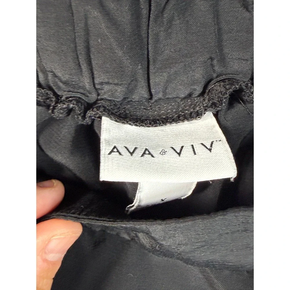 Ava & Viv ava viv